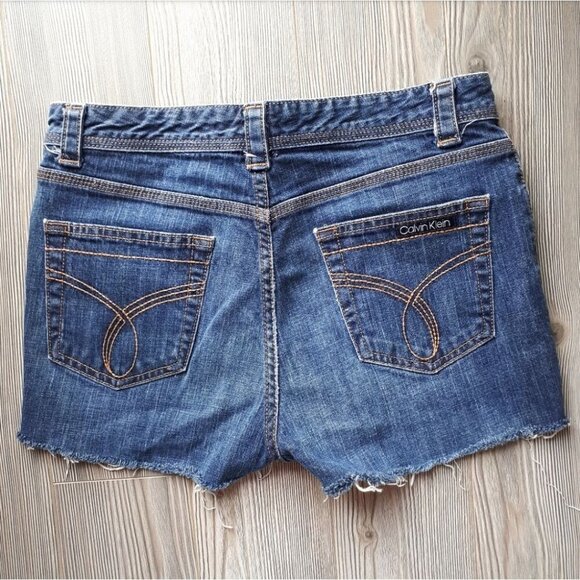 calvin KLEIN denim shorts - Picture 2 of 2